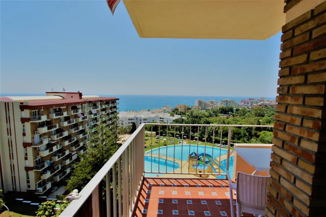 532 Minerva Apartamentos- Vistas Al Mar Y A La Piscina - Excelente Ubicacion Бенальмадена 0*,  Испания