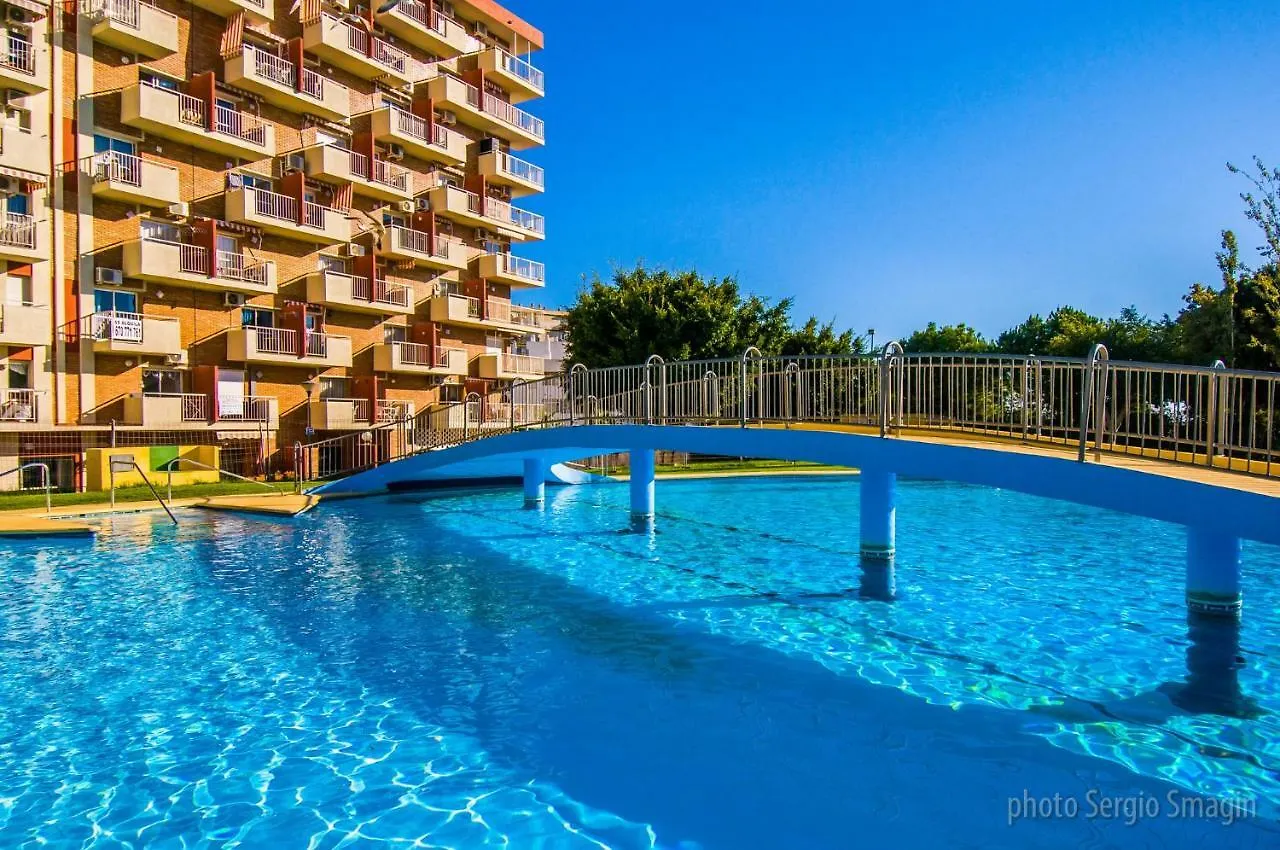 532 Minerva Apartamentos- Vistas Al Mar Y A La Piscina - Excelente Ubicacion Бенальмадена Апартаменты